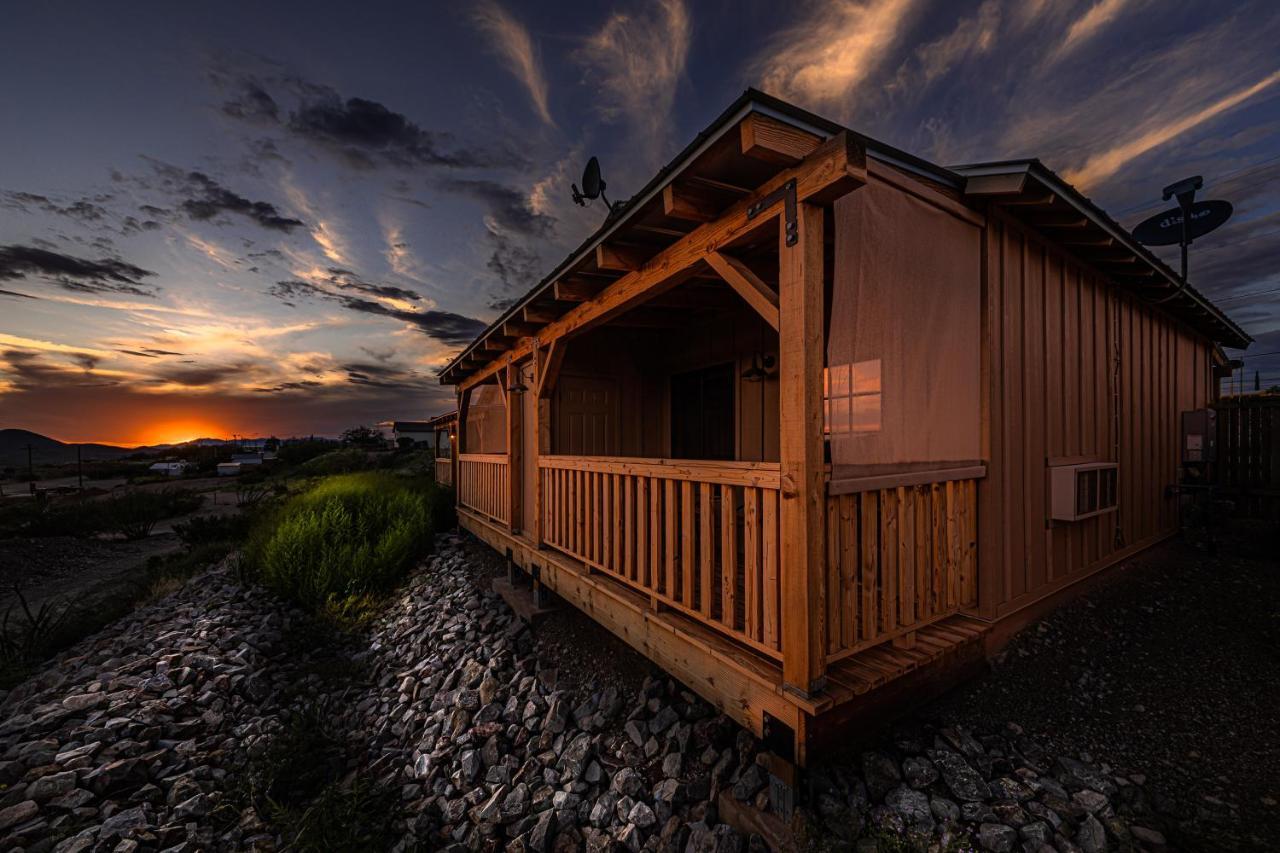 Miners Cabin #4 - King Bed - Private Balcony With Views 图姆斯顿 外观 照片